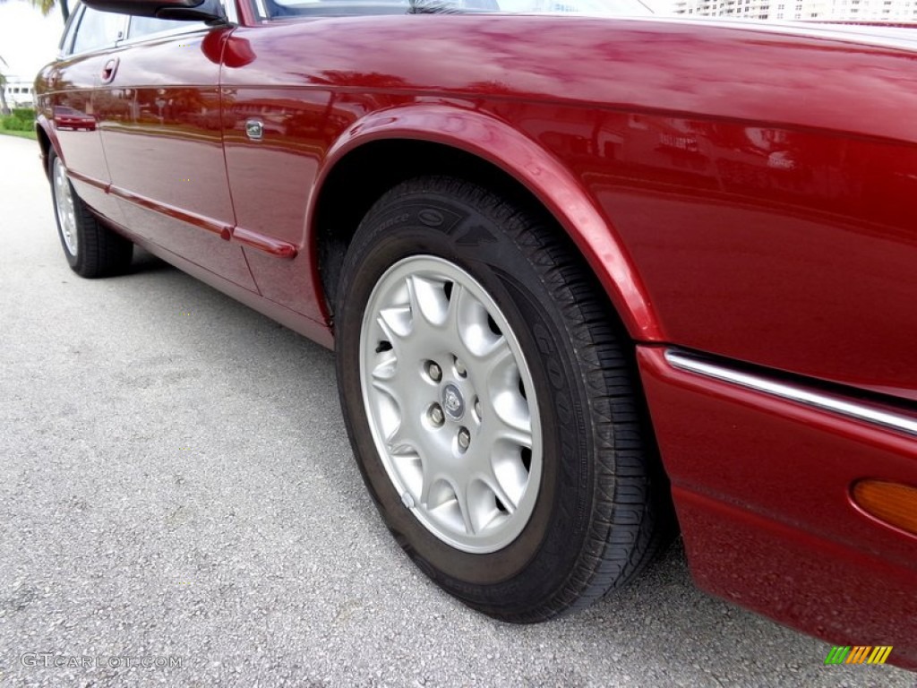 2000 XJ XJ8 - Carnival Red / Cashmere photo #26