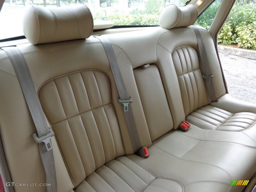 2000 XJ XJ8 - Carnival Red / Cashmere photo #40