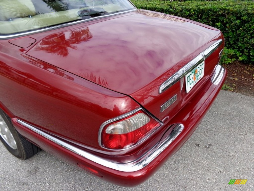 2000 XJ XJ8 - Carnival Red / Cashmere photo #43