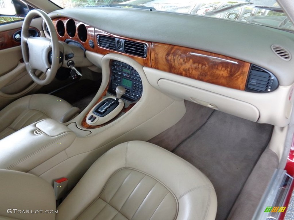 2000 XJ XJ8 - Carnival Red / Cashmere photo #50