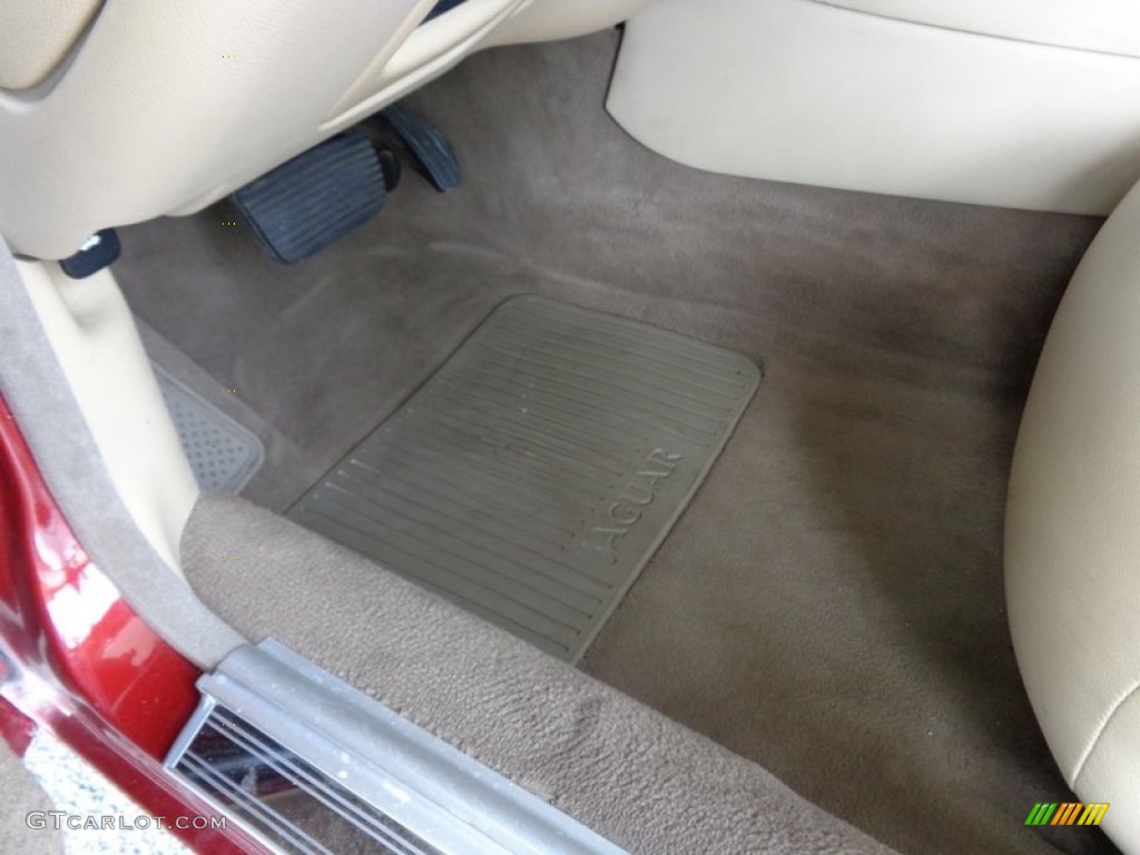 2000 XJ XJ8 - Carnival Red / Cashmere photo #73