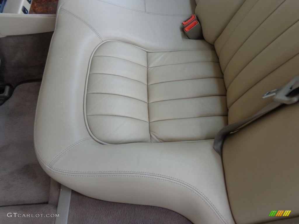 2000 XJ XJ8 - Carnival Red / Cashmere photo #85