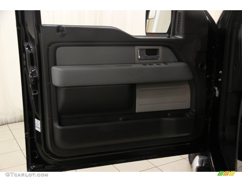 2011 F150 XLT SuperCab 4x4 - Ebony Black / Steel Gray photo #5