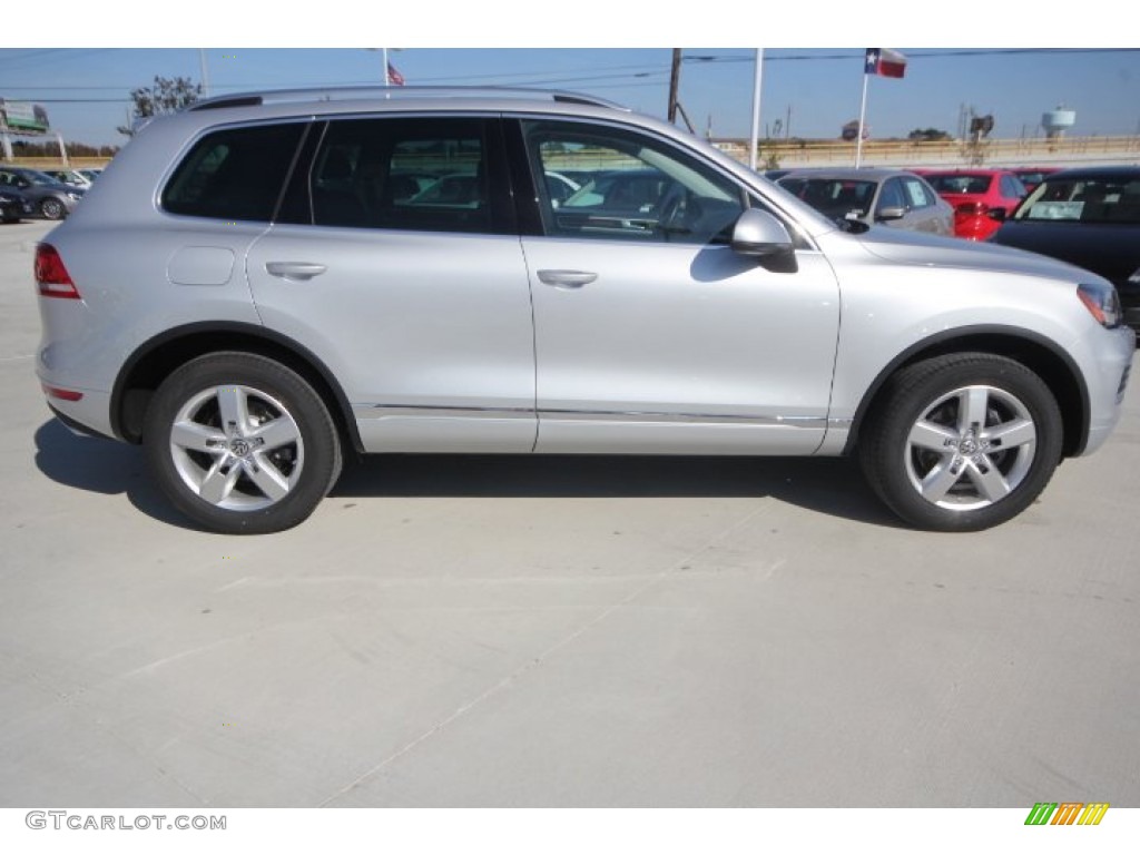 Cool Silver Metallic 2014 Volkswagen Touareg TDI Lux 4Motion Exterior Photo #88701856