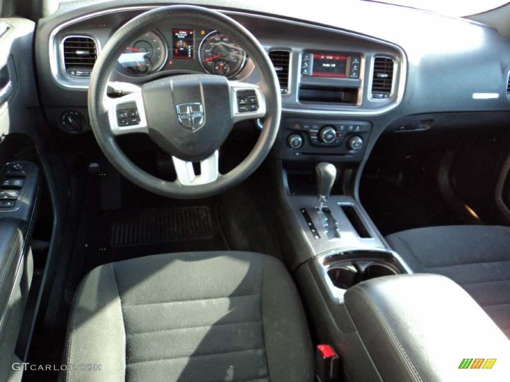 2013 Charger SE - Redline 3 Coat Pearl / Black photo #4