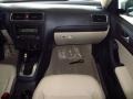 Pure White - Jetta SE Sedan Photo No. 13