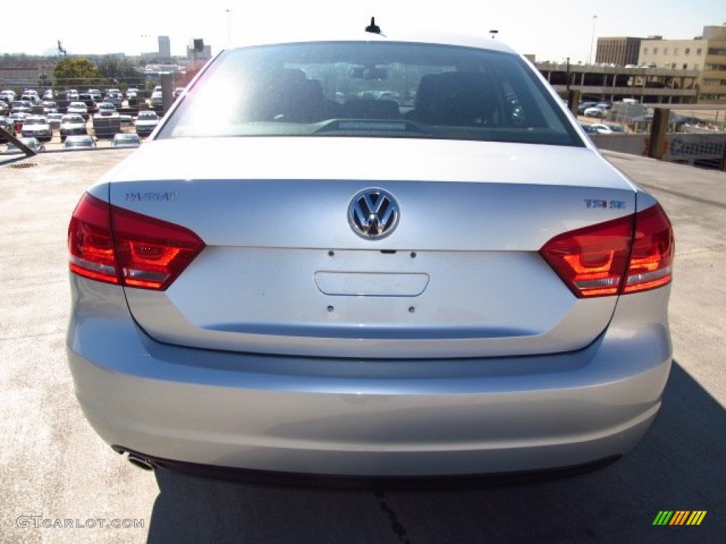 2014 Passat 1.8T SE - Reflex Silver Metallic / Titan Black photo #4