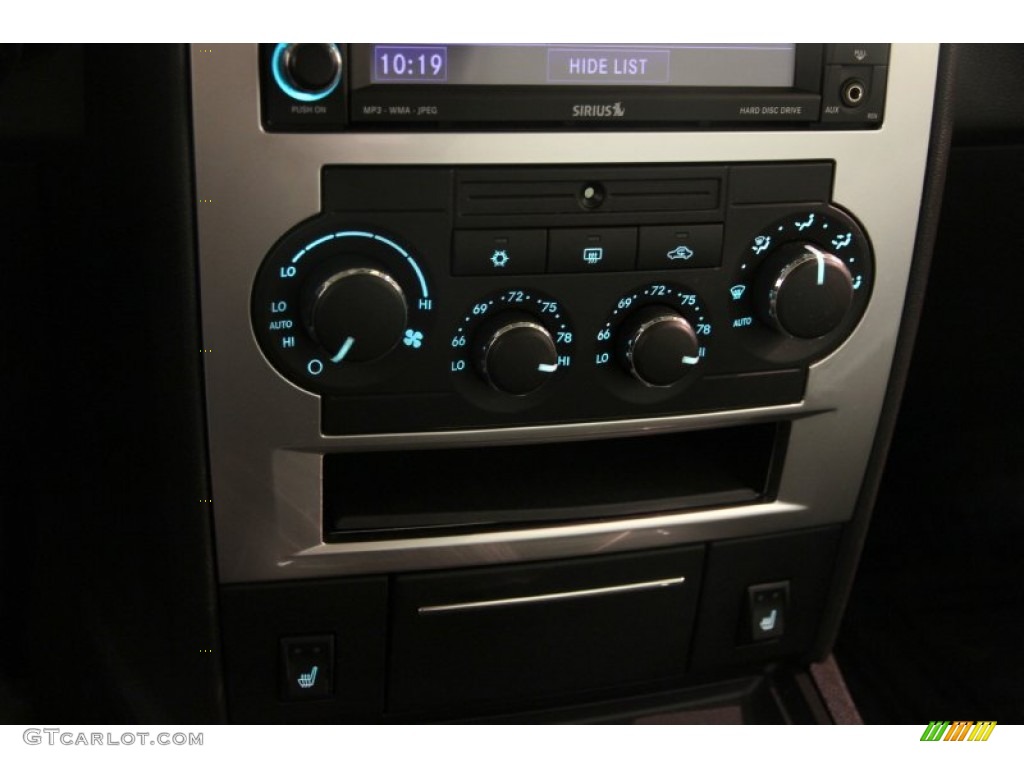 2008 Dodge Charger R/T Controls Photo #88715989
