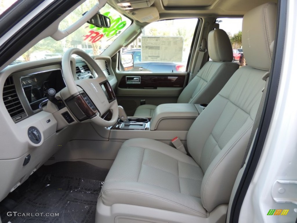 2013 Lincoln Navigator 4x2 Front Seat Photos