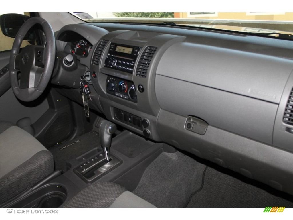 2006 Xterra SE - Night Armor Pearl / Steel/Graphite photo #26