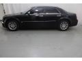 Brilliant Black Crystal Pearl - 300 C HEMI Photo No. 4