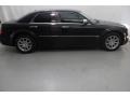 Brilliant Black Crystal Pearl - 300 C HEMI Photo No. 7