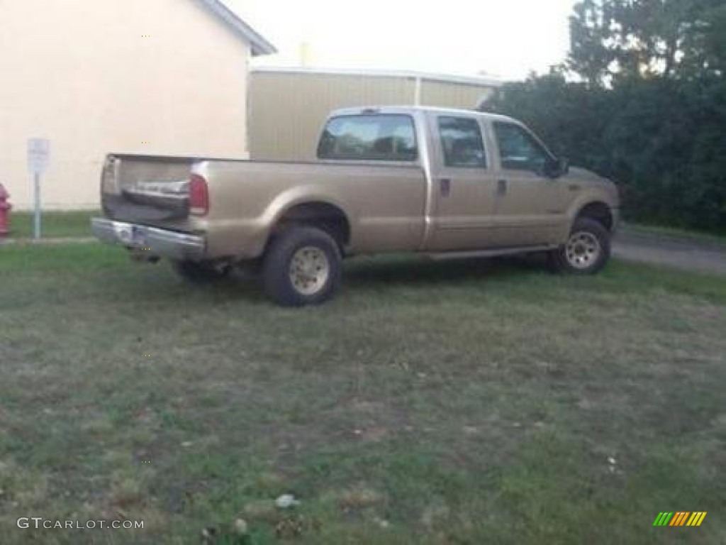 2000 F250 Super Duty Lariat Crew Cab 4x4 - Harvest Gold Metallic / Medium Parchment photo #3