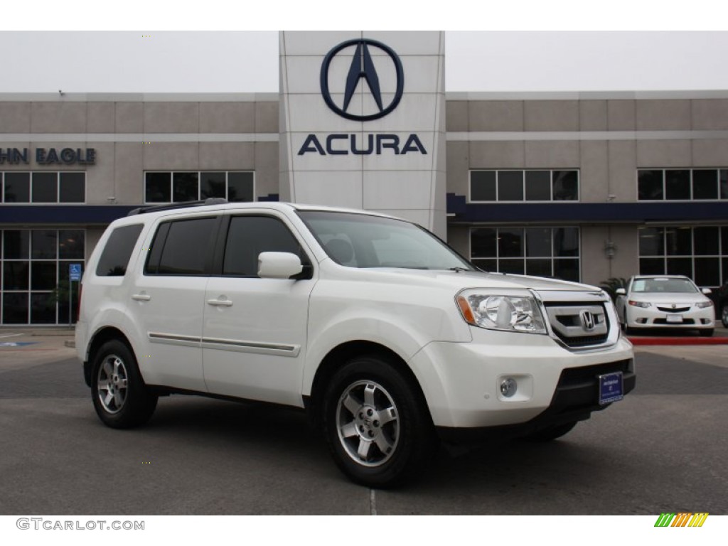 White Diamond Pearl Honda Pilot