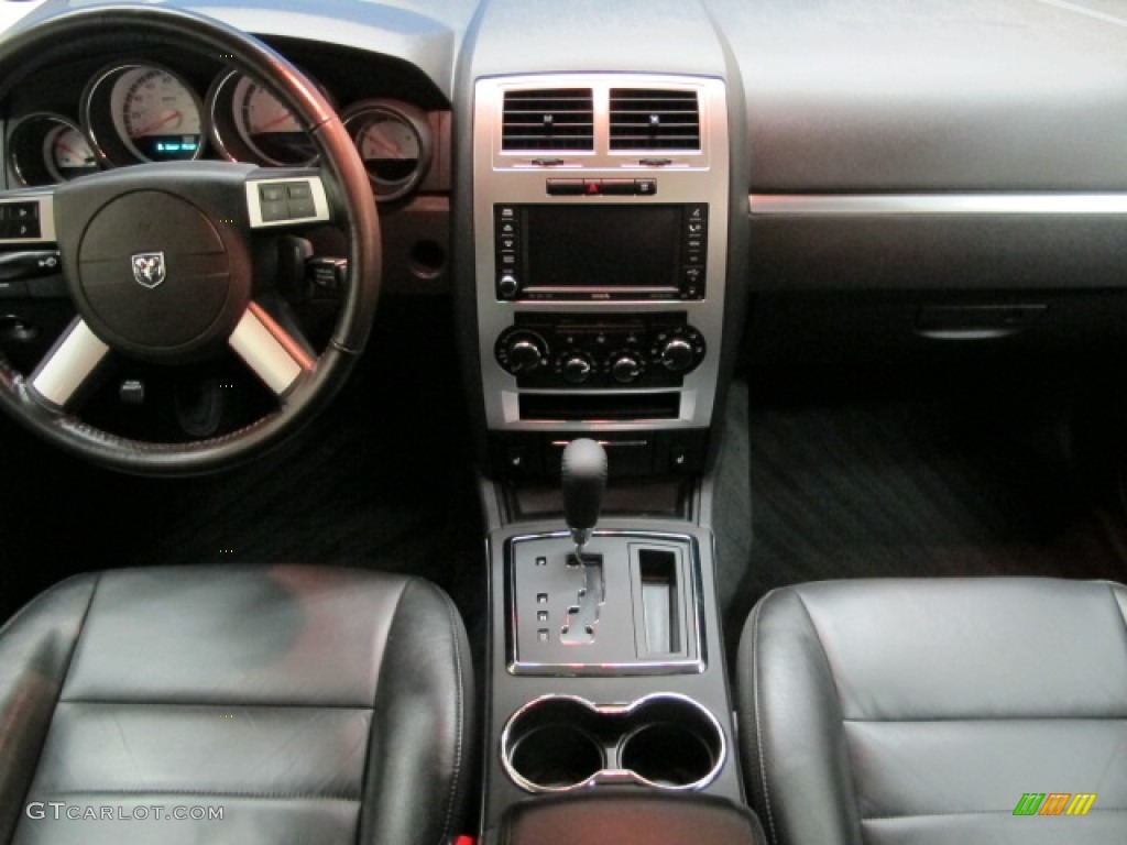 2008 Charger R/T - Inferno Red Crystal Pearl / Dark Slate Gray photo #26