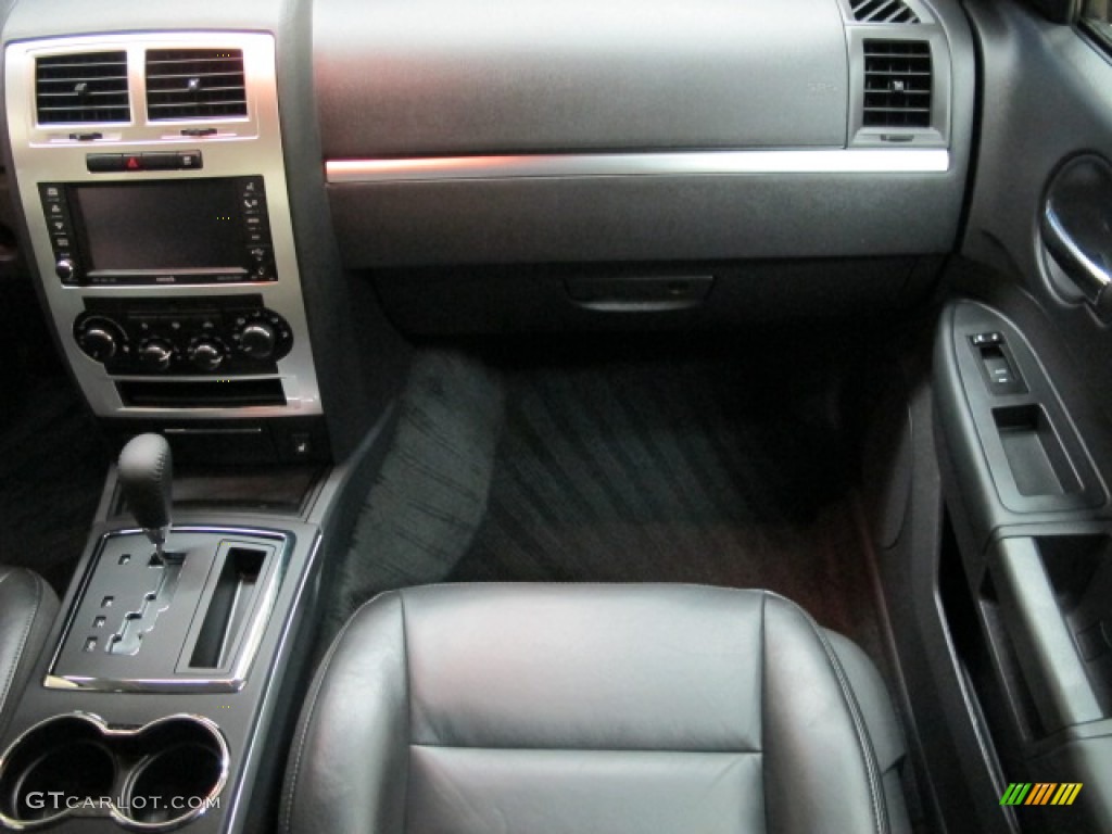 2008 Charger R/T - Inferno Red Crystal Pearl / Dark Slate Gray photo #27