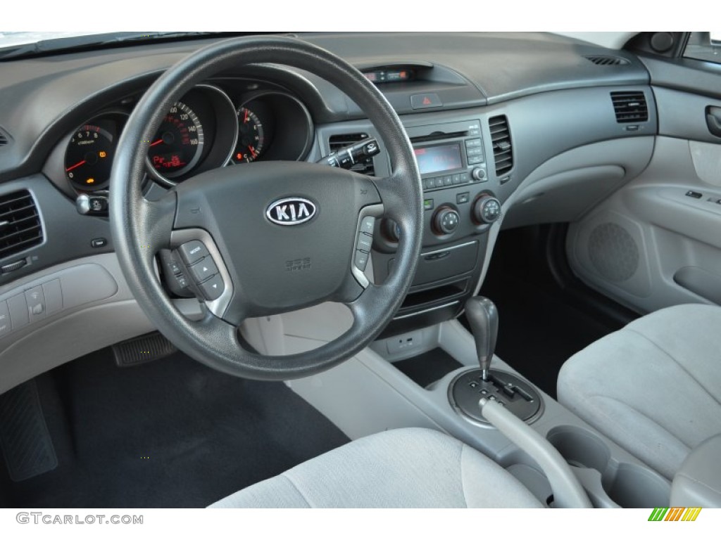 2010 Optima LX - Clear White / Gray photo #10