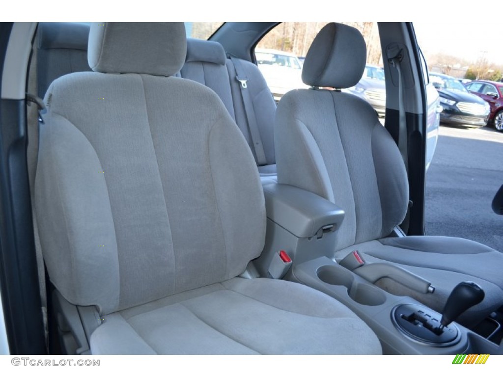 2010 Optima LX - Clear White / Gray photo #15