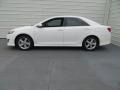 Super White - Camry SE Photo No. 6