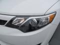 Super White - Camry SE Photo No. 9
