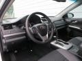 Super White - Camry SE Photo No. 34