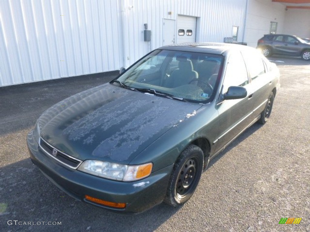 1997 Accord EX Sedan - Eucalyptus Green Pearl / Gray photo #2