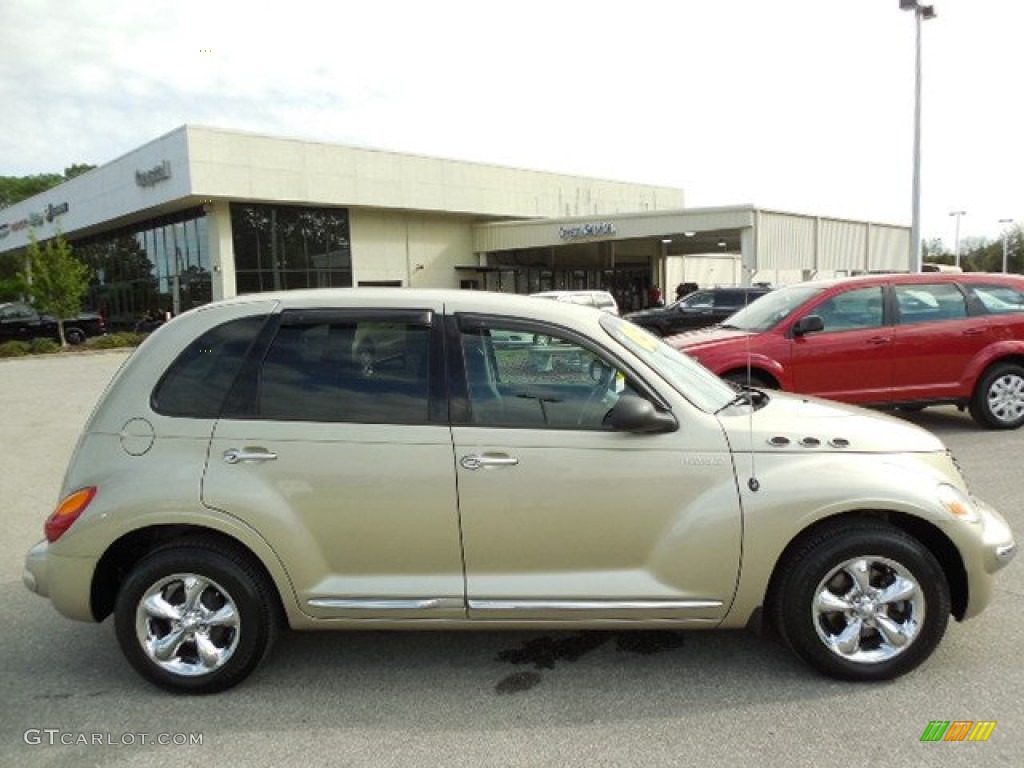 2005 PT Cruiser Touring - Linen Gold Metallic Pearl / Black photo #11