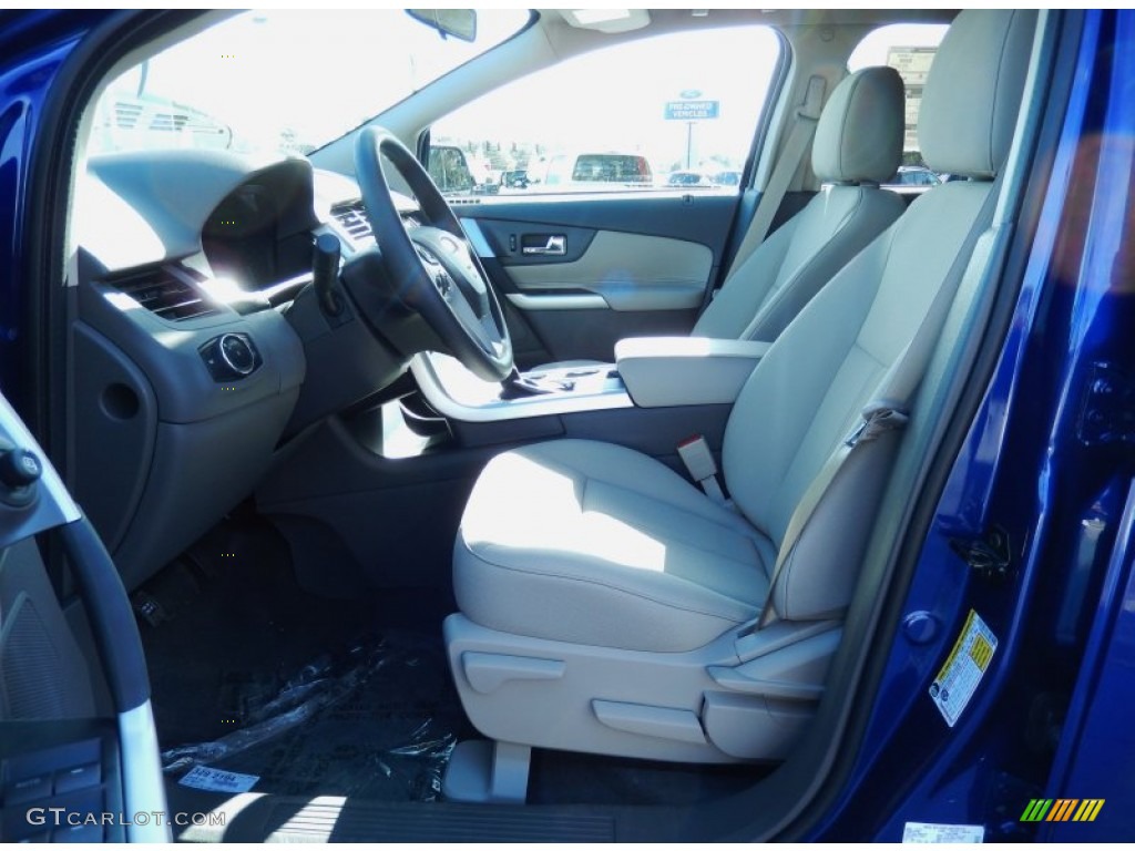 Medium Light Stone Interior 2014 Ford Edge SE Photo #88739468