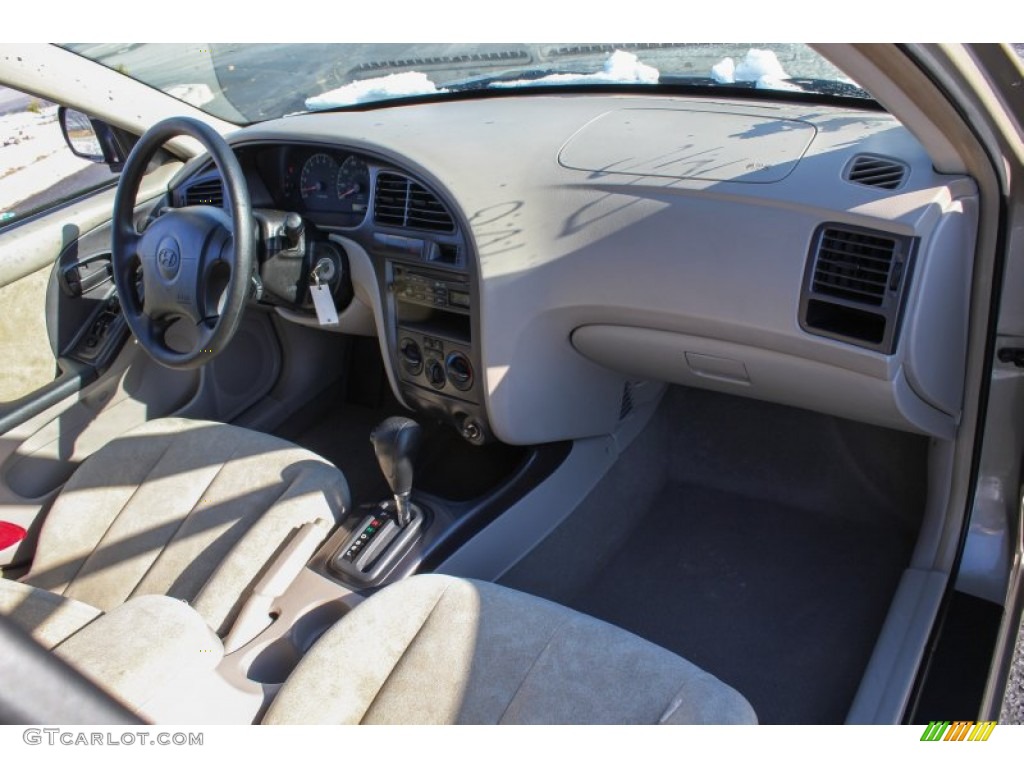 2002 Elantra GLS Sedan - Champagne Beige / Beige photo #9