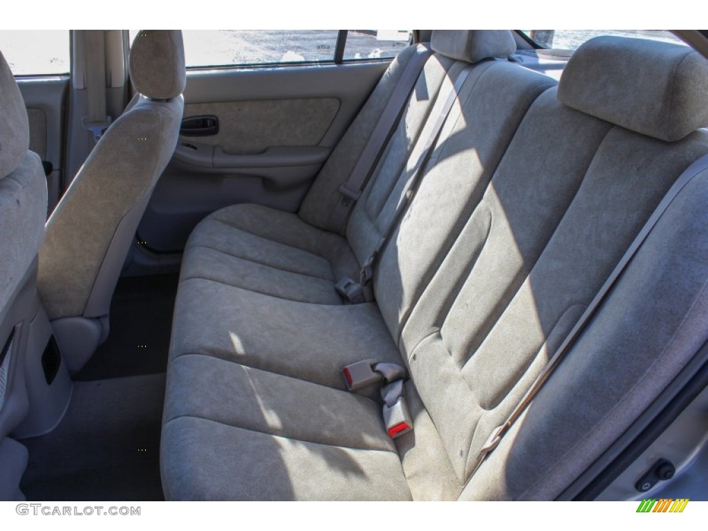 2002 Elantra GLS Sedan - Champagne Beige / Beige photo #16