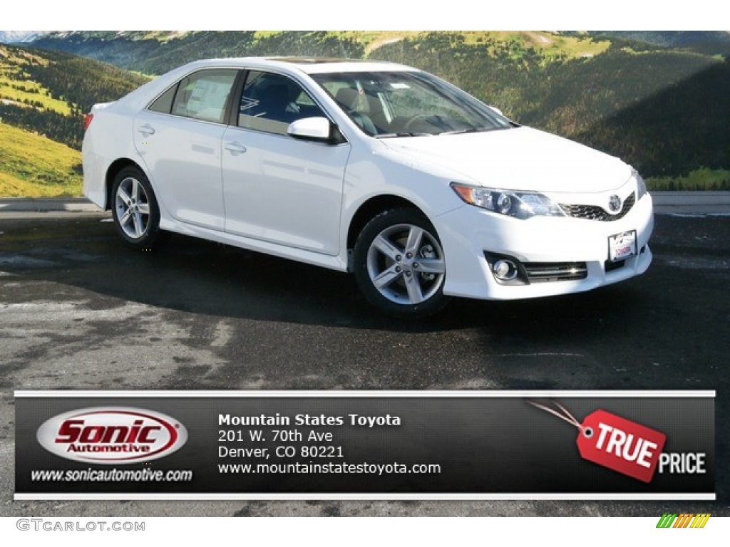 2014 Camry SE - Super White / Black photo #1