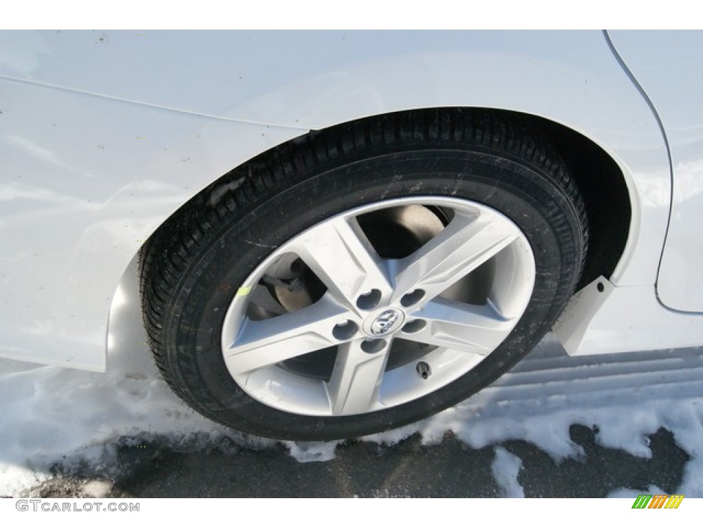 2014 Camry SE - Super White / Black photo #9