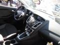 Tuxedo Black - Focus SE Sedan Photo No. 11