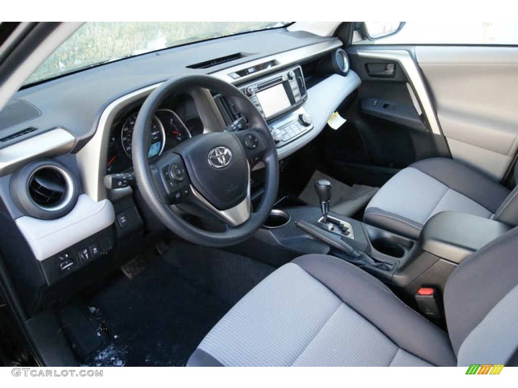 2013 RAV4 XLE AWD - Black / Ash photo #5