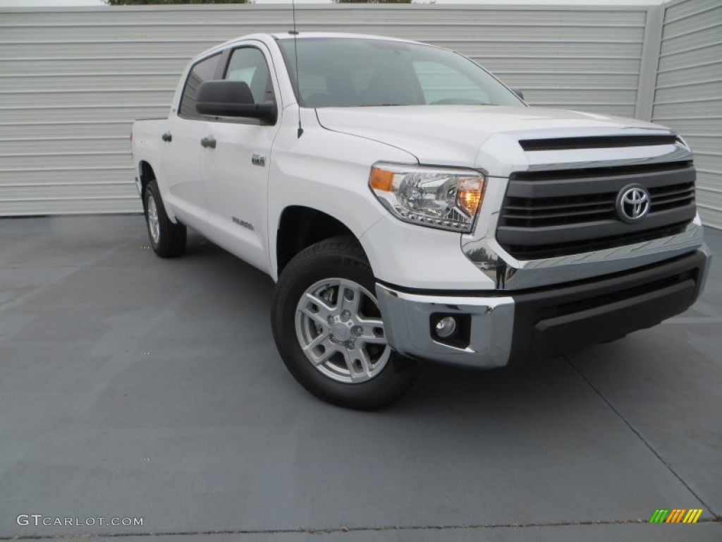 2014 Tundra SR5 Crewmax - Super White / Graphite photo #1