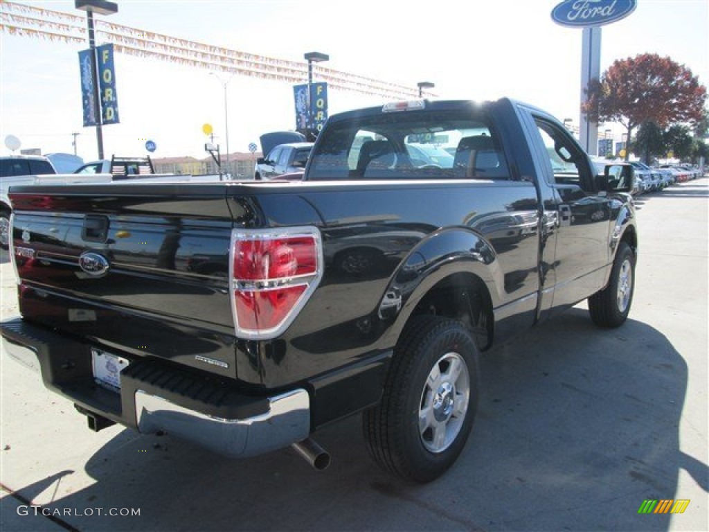 2014 F150 XL Regular Cab - Tuxedo Black / Steel Grey photo #5