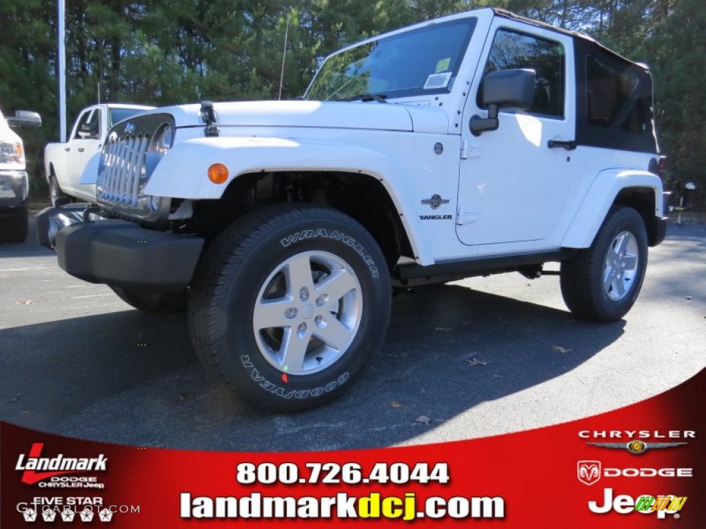 2014 Wrangler Freedom Edition 4x4 - Bright White / Black photo #1