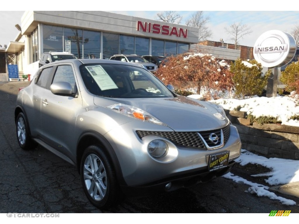 2012 Juke SL AWD - Chrome Silver / Black/Red Leather/Red Trim photo #1