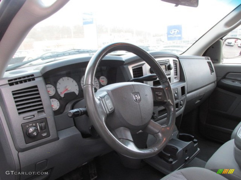 2007 Ram 1500 SLT Quad Cab 4x4 - Brilliant Black Crystal Pearl / Medium Slate Gray photo #12