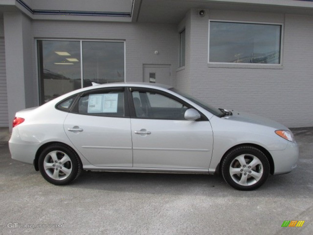 2009 Elantra SE Sedan - Quicksilver / Gray photo #2
