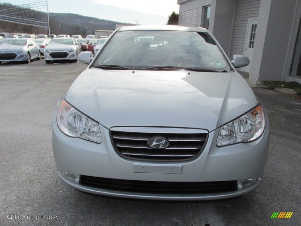 2009 Elantra SE Sedan - Quicksilver / Gray photo #4