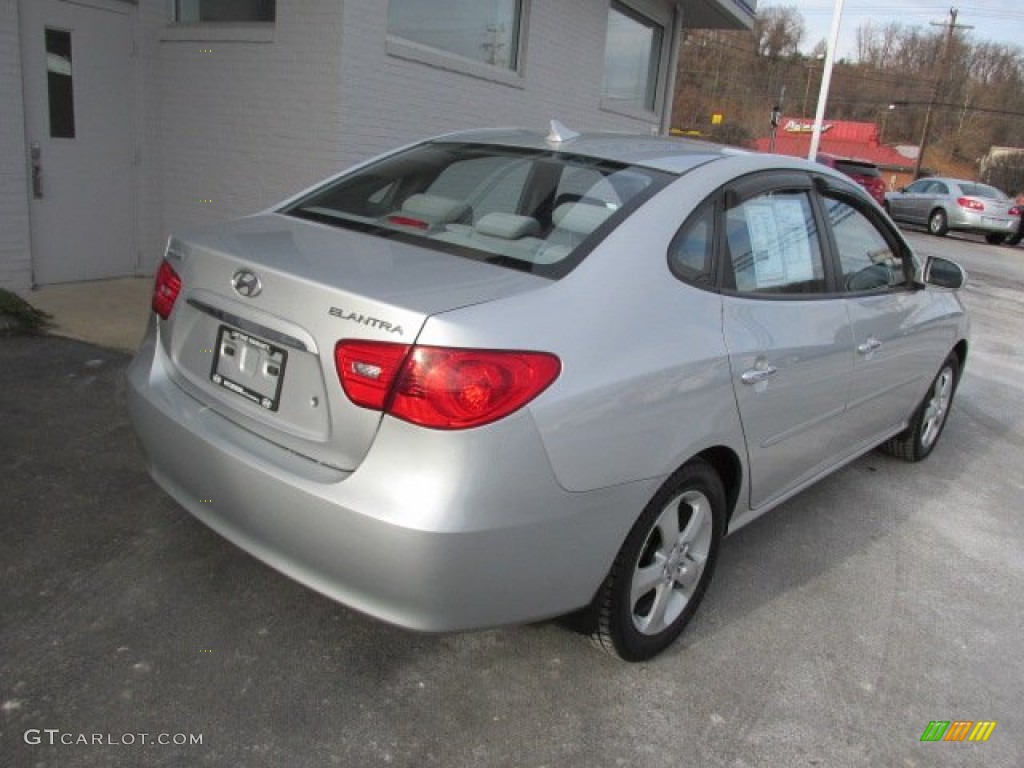 2009 Elantra SE Sedan - Quicksilver / Gray photo #8