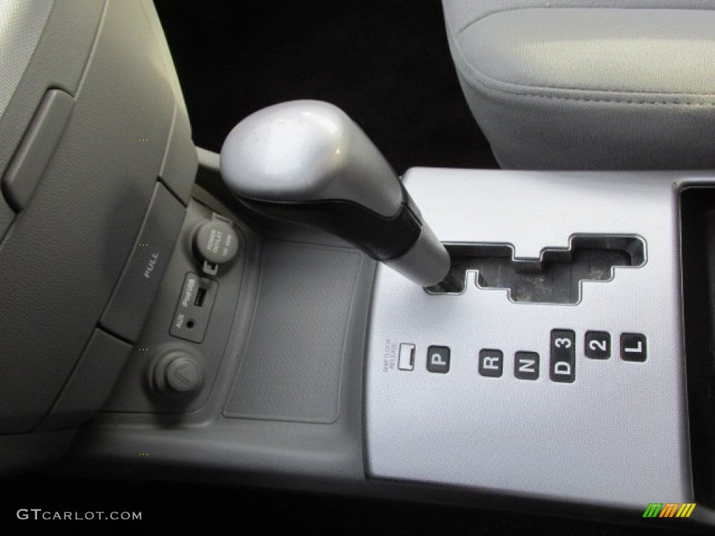 2009 Elantra SE Sedan - Quicksilver / Gray photo #15