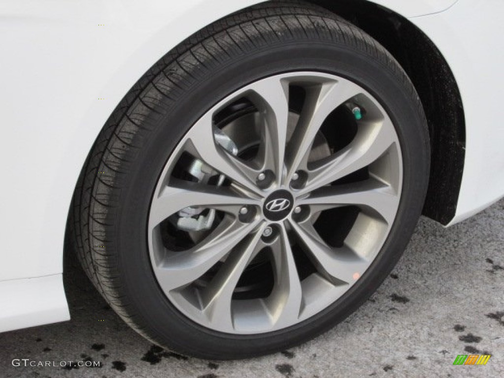 2014 Sonata SE - Pearl White / Black photo #3