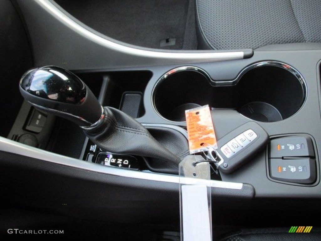 2014 Sonata SE - Pearl White / Black photo #16