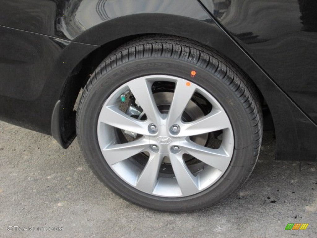 2014 Hyundai Accent GLS 4 Door Wheel Photo #88752354
