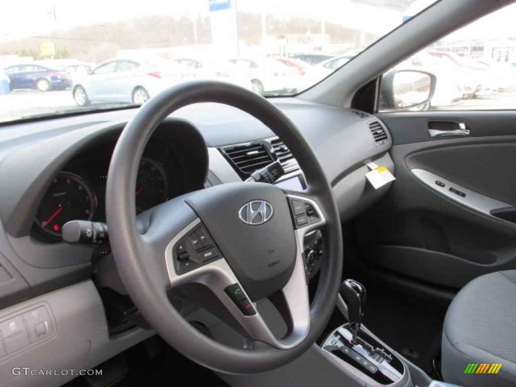 2014 Hyundai Accent GLS 4 Door Gray Steering Wheel Photo #88752435