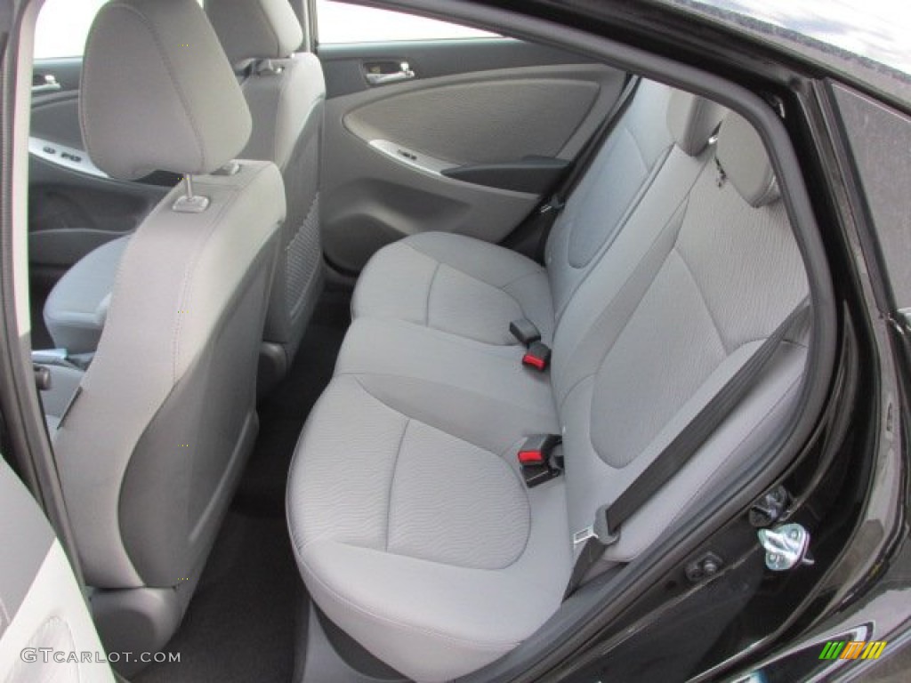 2014 Hyundai Accent GLS 4 Door Rear Seat Photos