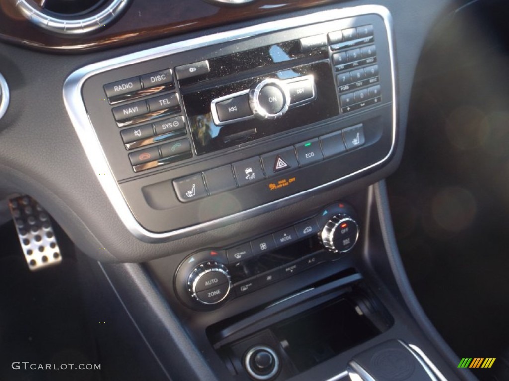2014 Mercedes-Benz CLA 45 AMG Controls Photo #88753482