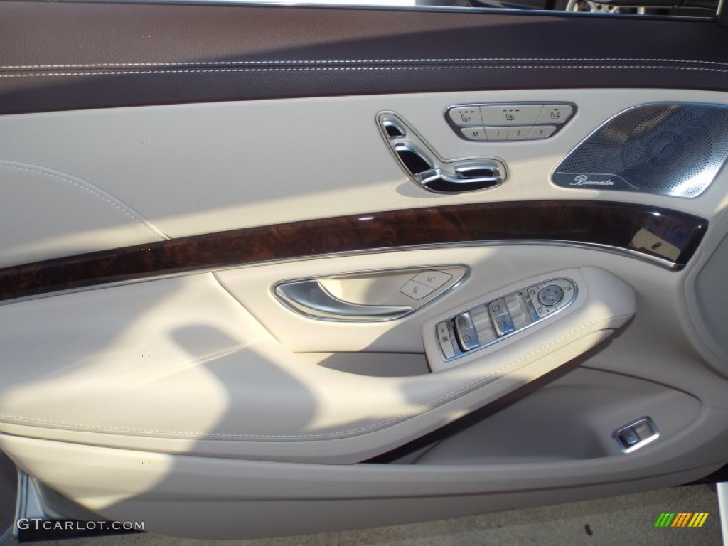 2014 Mercedes-Benz S 550 Sedan Silk Beige/Espresso Brown Door Panel Photo #88757742